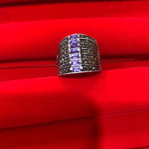 Silver ring - Picture 2 of 2